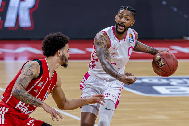 在中午或者 在中午或者